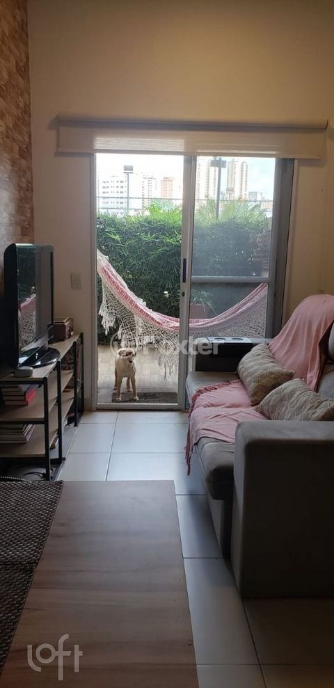 Image 0 - 878076