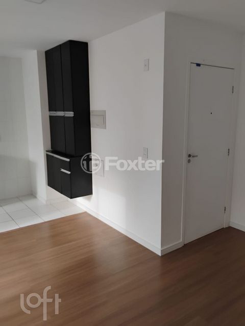 Image 3 - 878102