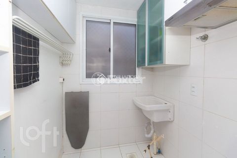 Image 7 - 878103