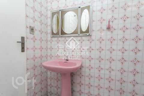 Image 8 - 878110