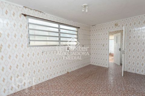 Image 17 - 878110