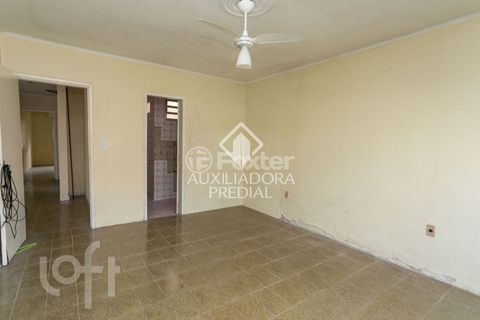 Image 7 - 878110