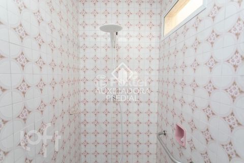 Image 9 - 878110