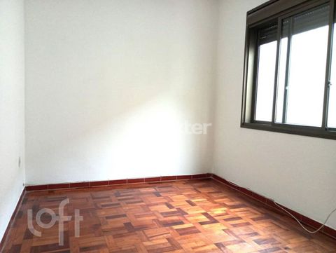 Image 10 - 878112