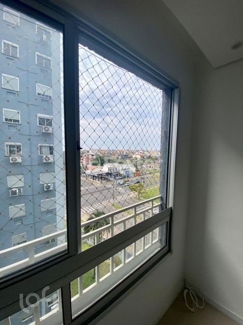 Image 11 - 878123