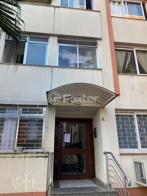 Image 3 - 878131