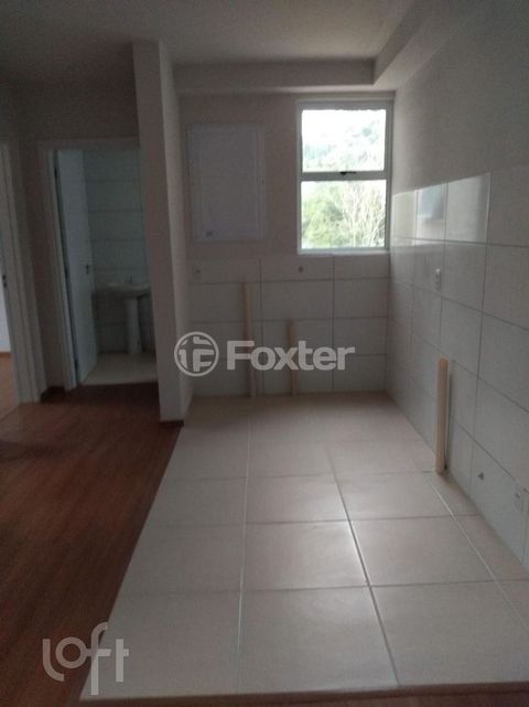 Image 1 - 878133