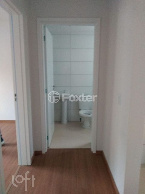 Image 6 - 878133
