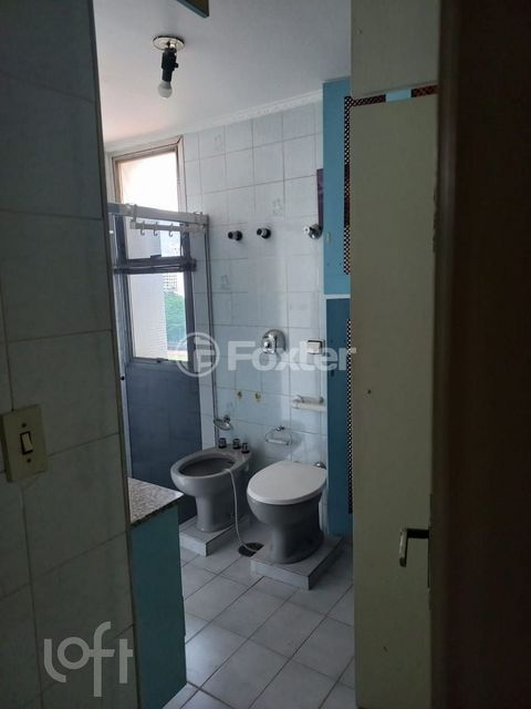 Image 9 - 878143