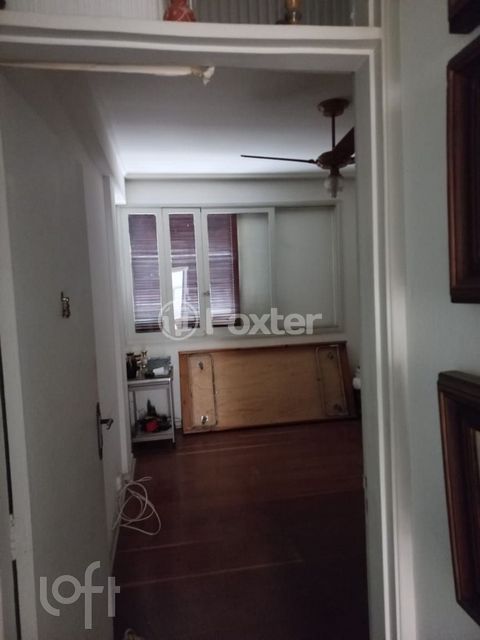Image 7 - 878143