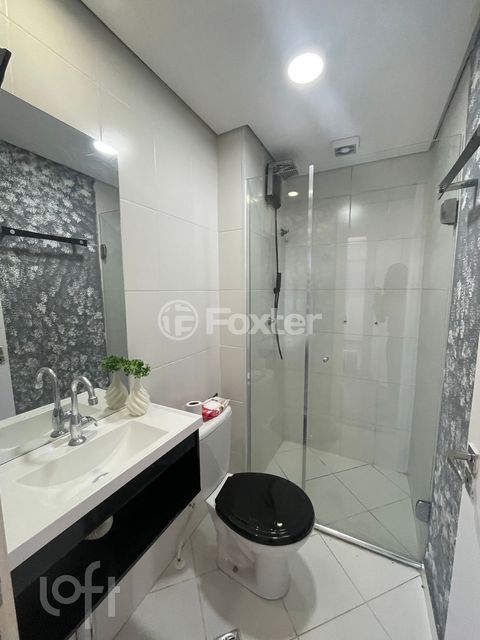 Image 7 - 878151