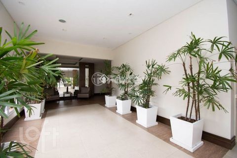 Image 9 - 878155