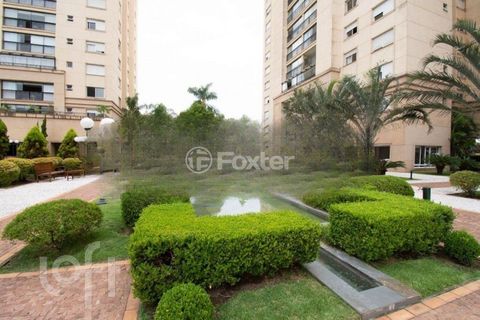 Image 3 - 878155