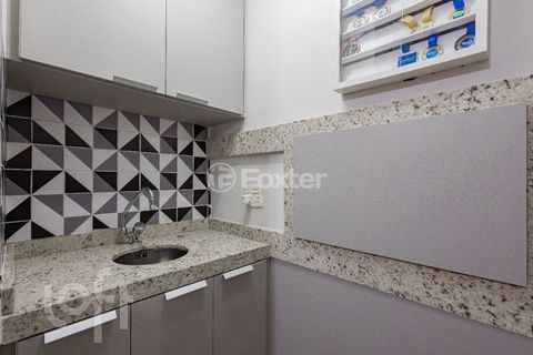 Image 13 - 878155