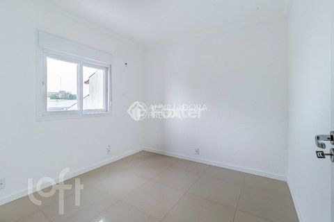 Image 10 - 878158