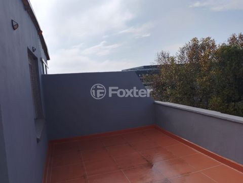 Image 10 - 878165
