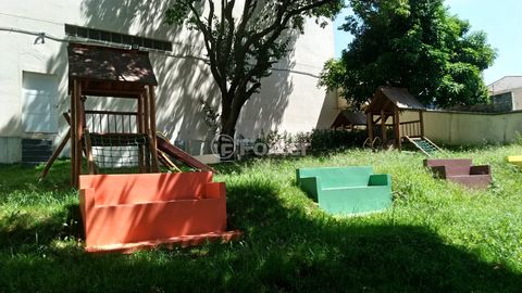 Image 11 - 878166