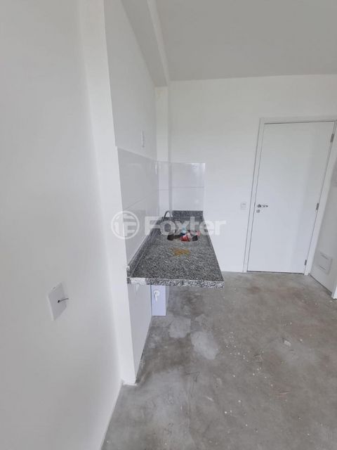 Image 3 - 878174