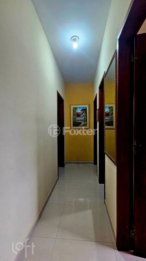Image 4 - 878177