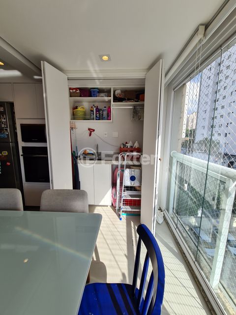 Image 7 - 878196