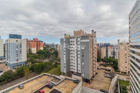 Image 12 - 878198