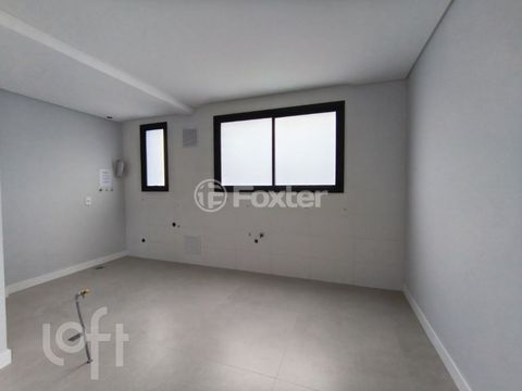 Image 3 - 878257