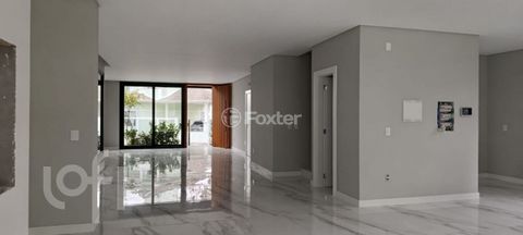 Image 8 - 878258