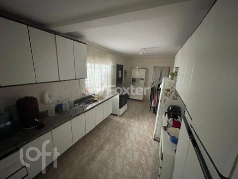 Image 1 - 878274