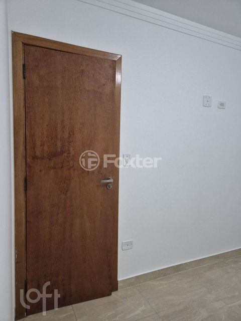 Image 4 - 878275