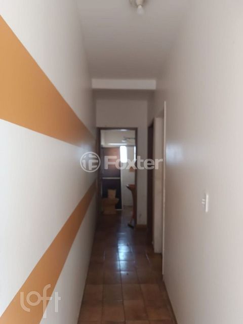 Image 1 - 878294