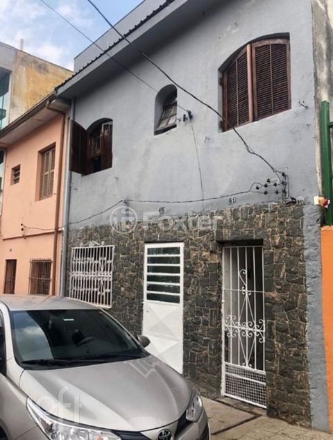 Image 7 - 878301