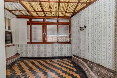 Image 16 - 878339
