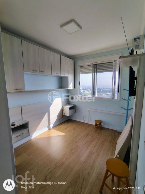 Image 4 - 878341