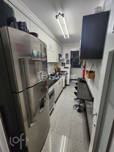 Image 6 - 878363