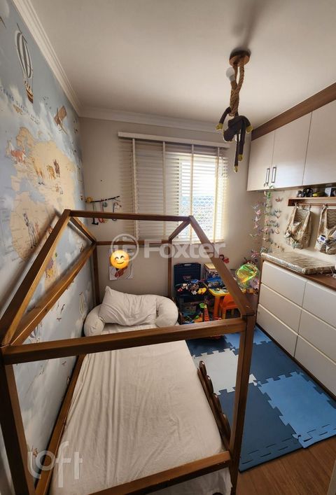 Image 9 - 878363