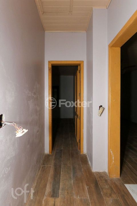 Image 13 - 878377