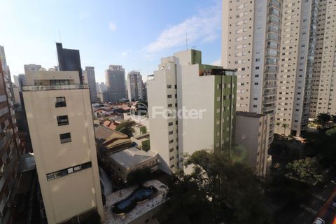 Image 13 - 878390