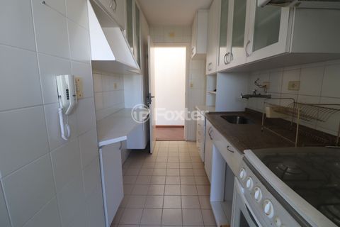 Image 4 - 878390