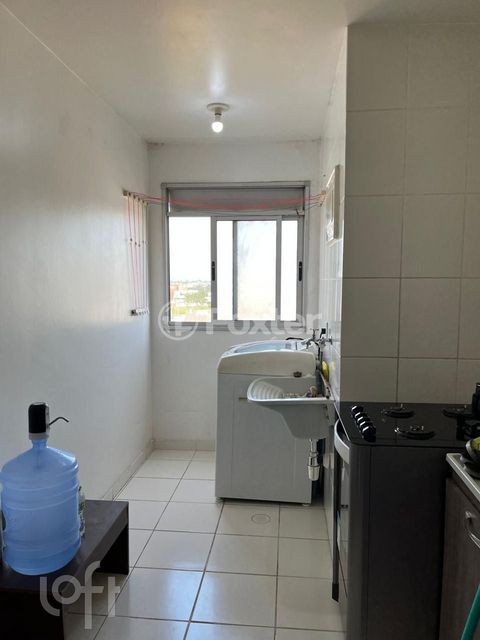 Image 6 - 878399