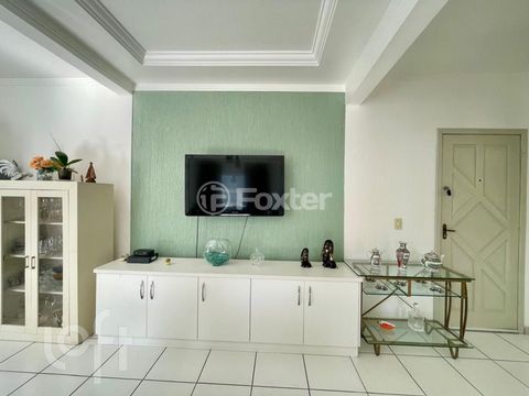 Image 7 - 878411