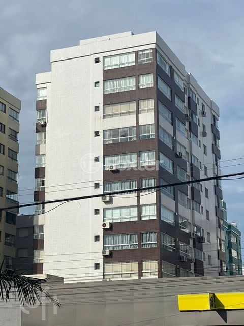 Image 0 - 878418