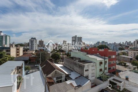 Image 7 - 878437