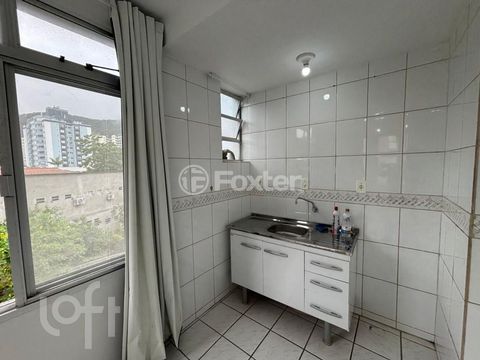 Image 10 - 878461