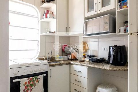 Image 1 - 878469
