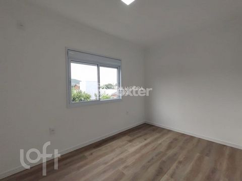 Image 8 - 878559