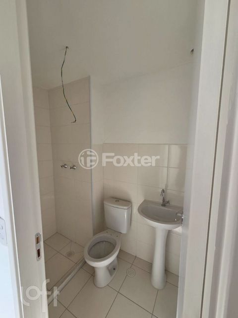 Image 7 - 878582
