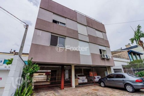 Image 17 - 878584