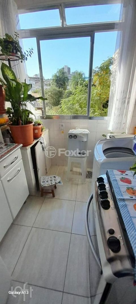 Image 6 - 878600