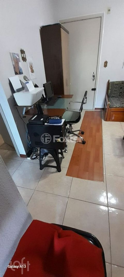 Image 7 - 878600