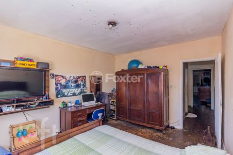 Image 7 - 878640
